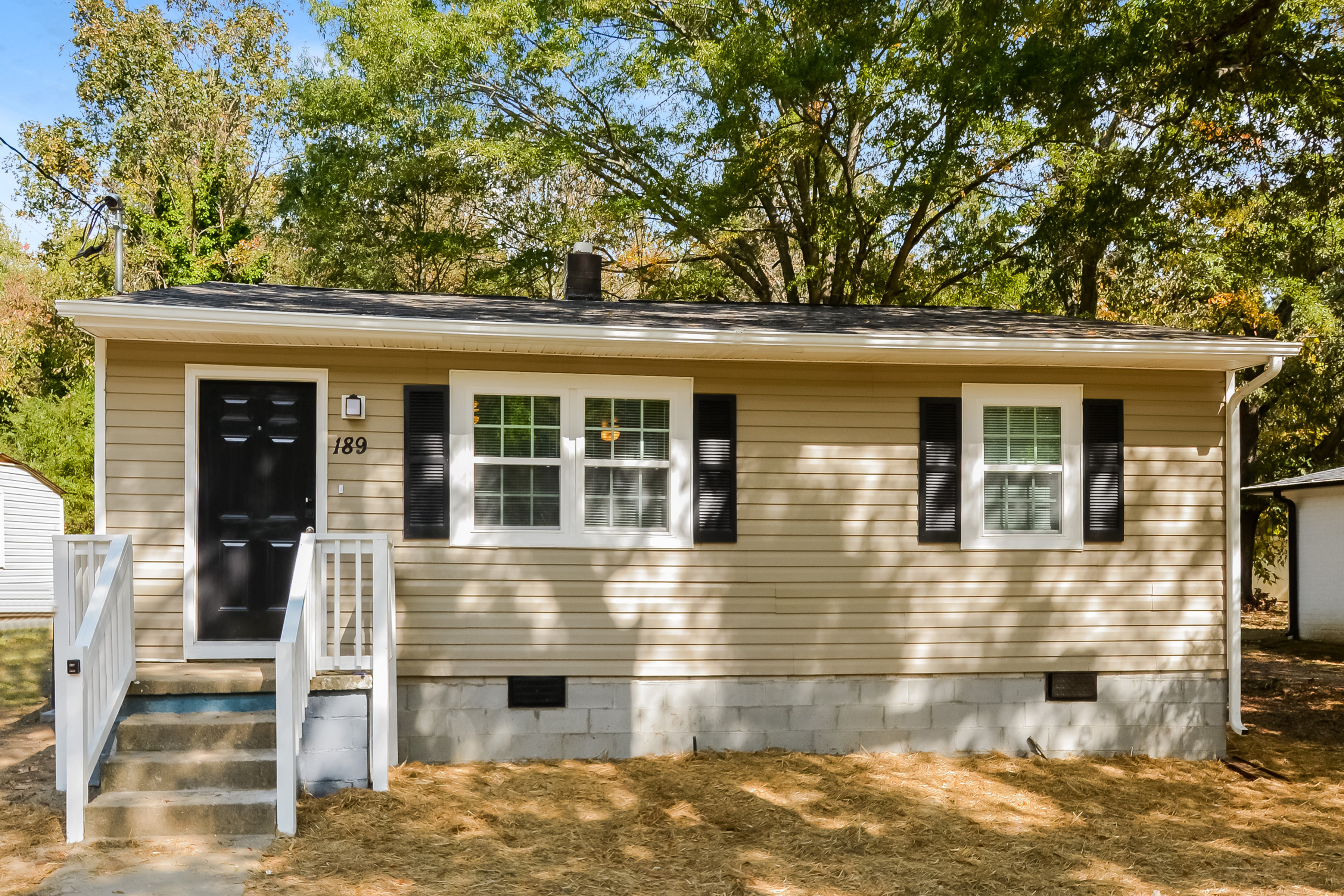 189 Lawndale Ave Hillsborough, NC 27278